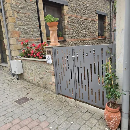 Archhouse * Kalambaka