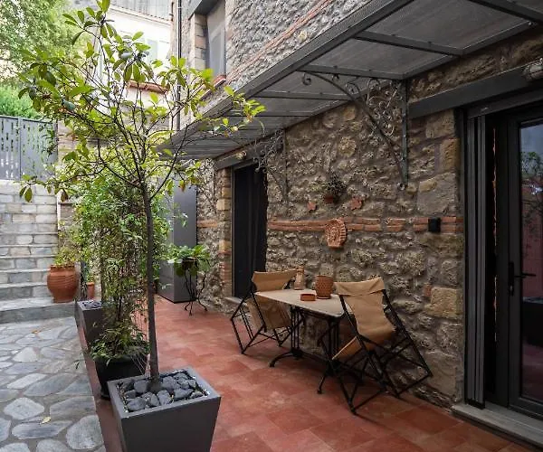 Archhouse 칼람파카