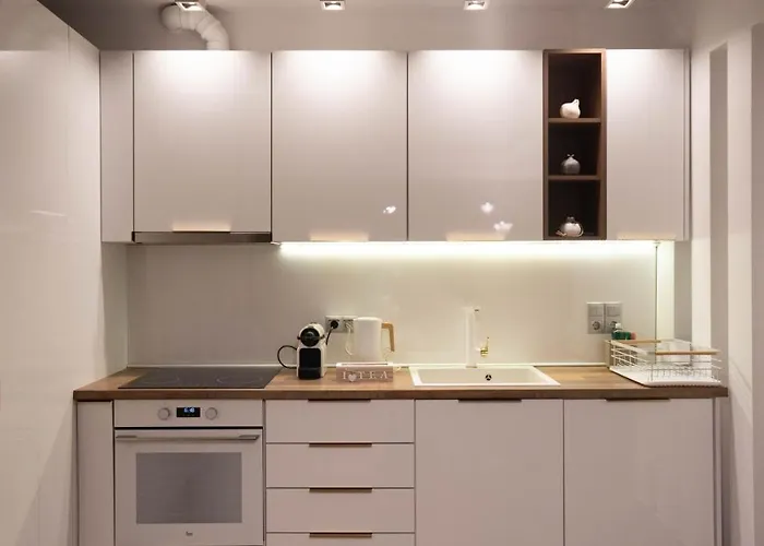 Archhouse 칼람파카